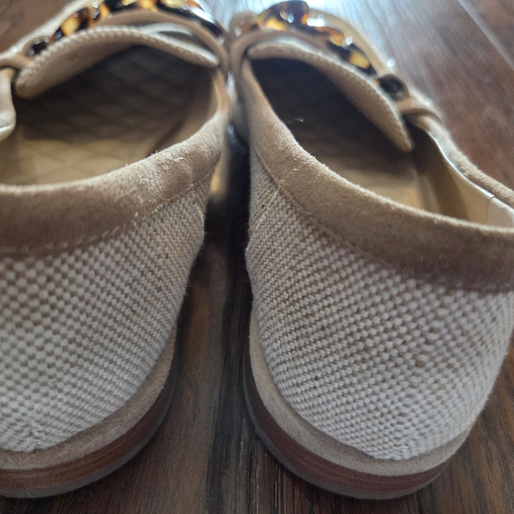 J. McLaughlin Woven Tortoise Chain Loafers 7 | Cream Resort Palm Beach Chic - Picture 7 of 9